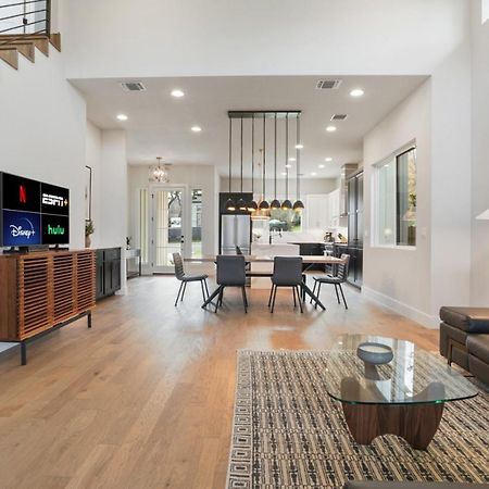 Luxurious Modernism With Private Hot Tub And Garage Villa Austin Exterior photo